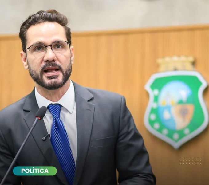 Turismo internacional no Ceará cresce 43% no 1º trimestre e deputado destaca política de expansão de
                voos.
